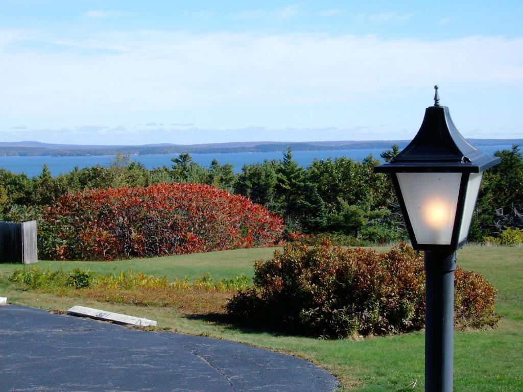 Acadia Ocean View Hotel Бар Харбор Экстерьер фото